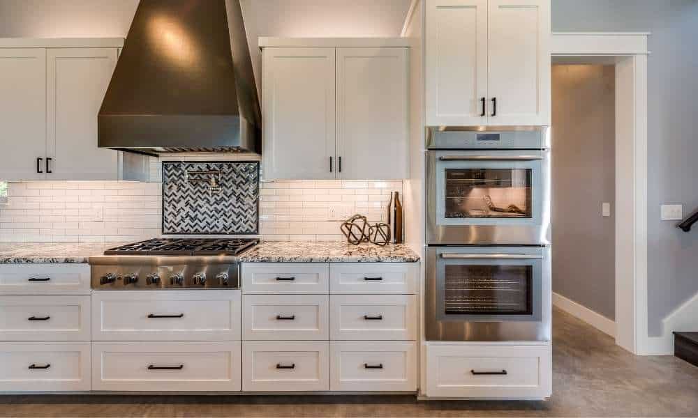 A Range Hood Keeps You Kitchen Safe