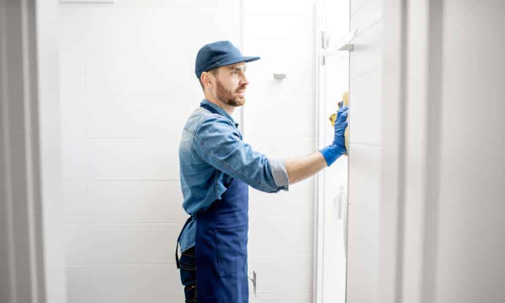 Clean Bathroom Reflector